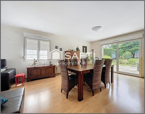 Maison individuelle, sans vis-à-vis avec Jardin.