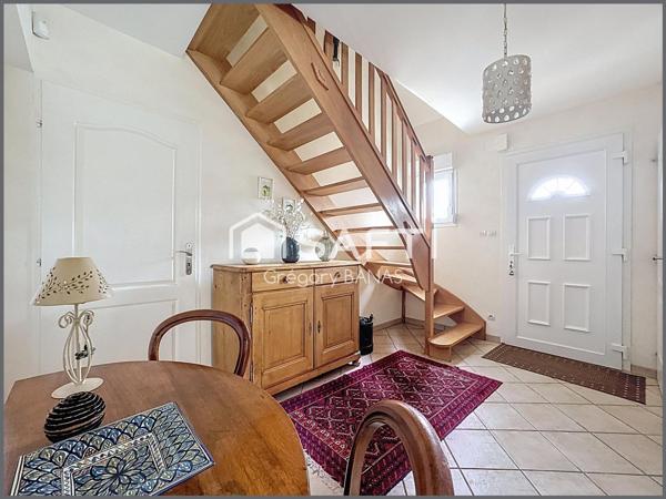 Maison individuelle, sans vis-à-vis avec Jardin.