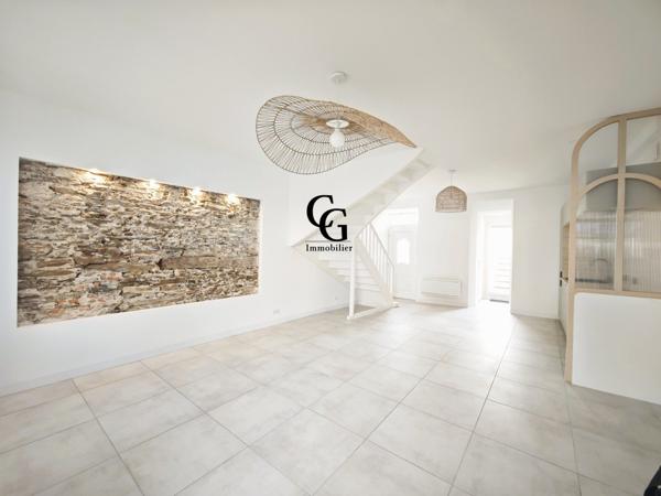 Maison rénovée - de charme - au Chêne