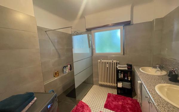 Maison à vendre    9 pièces • 269,05 m2 Souffelweyersheim