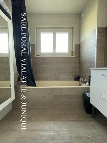 Appartement à louer à Ambérieu-en-Bugey dans l'Ain (01500), ref : 01031-L664