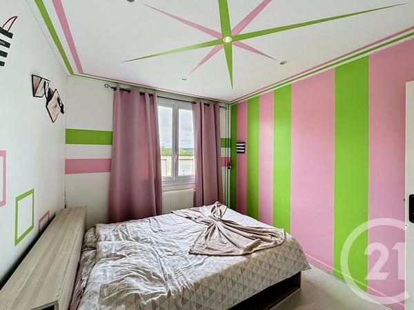 Appartement à vendre  4 pièces - 61 m 2   FEYZIN  - 69