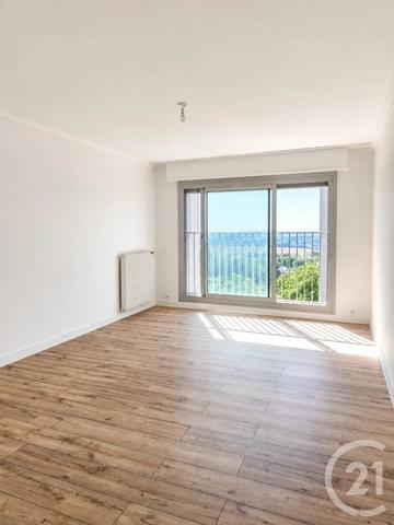 Appartement F5 à vendre  5 pièces - 96,34 m 2   VENISSIEUX  - 69
