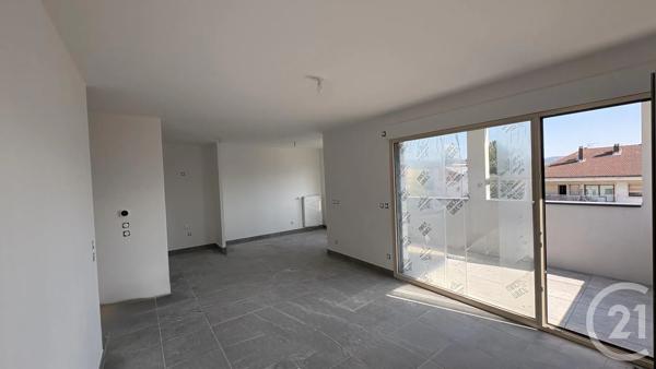 Appartement T3 à vendre  3 pièces - 73,33 m 2   POISY  - 74