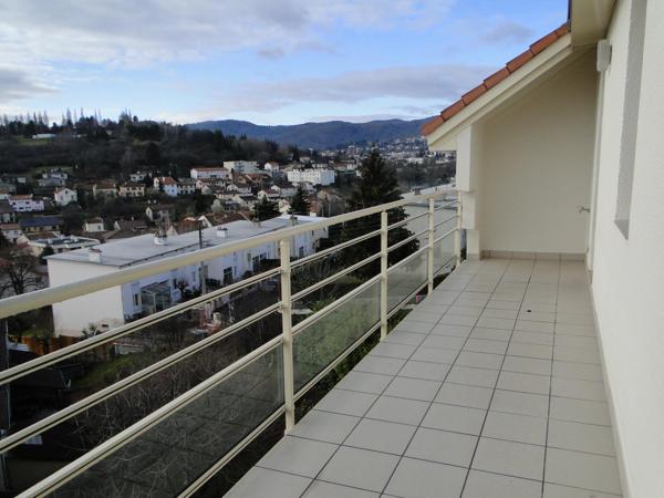 Appartement 4 pièces de 96 m² à Clermont-ferrand