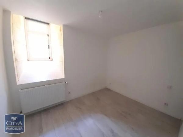 Appartement à louer 4 pièces 82.25m² Sedan (08200)