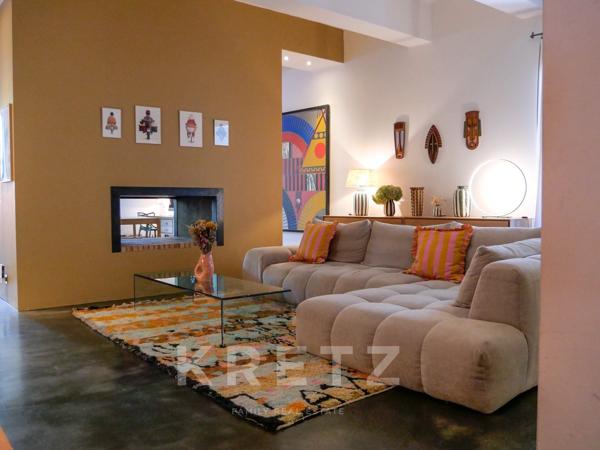 Une adresse confidentielle au cœur des Vans, entre jardin préservé et piscine.