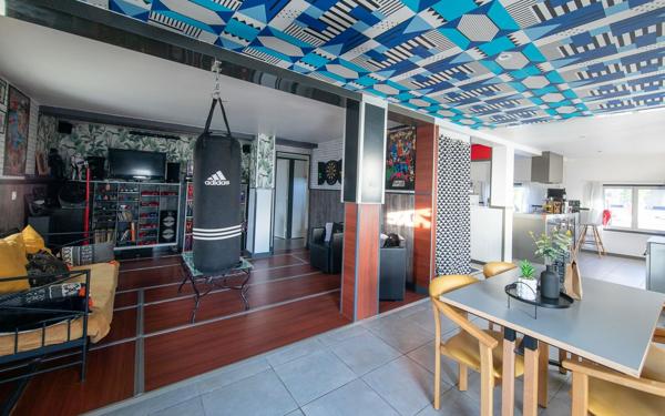 Maison à vendre    8 pièces • 413 m2 Tournus