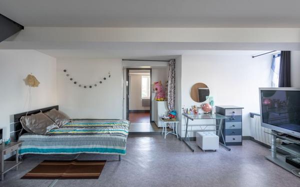 Maison à vendre    8 pièces • 413 m2 Tournus