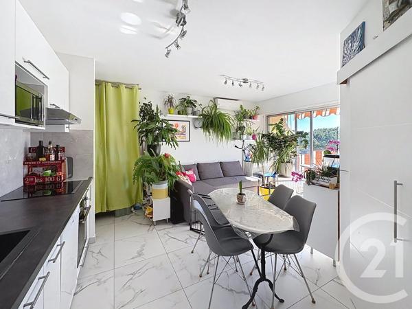 Appartement F2 à vendre  2 pièces - 35 m 2   MANDELIEU LA NAPOULE  - 06