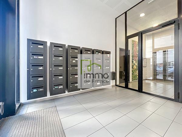 Lille appartement Type 2 avec parking