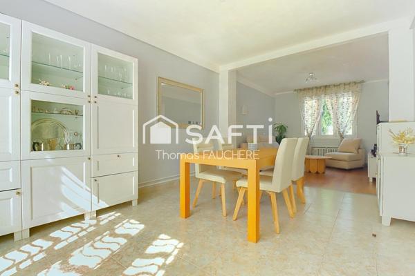 Maison double séjour, 3 chambres, garage, terrasse