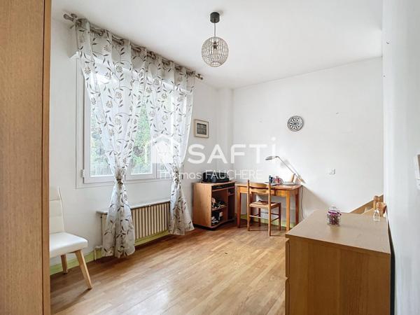 Maison double séjour, 3 chambres, garage, terrasse