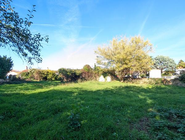 Terrain Challans 882m2