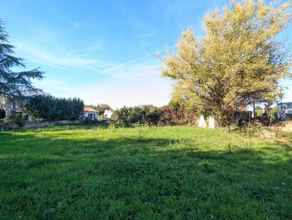 Terrain Challans 882m2