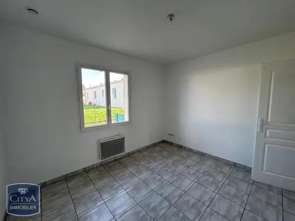 Maison à louer 4 pièces 103.08m² Semussac (17120)