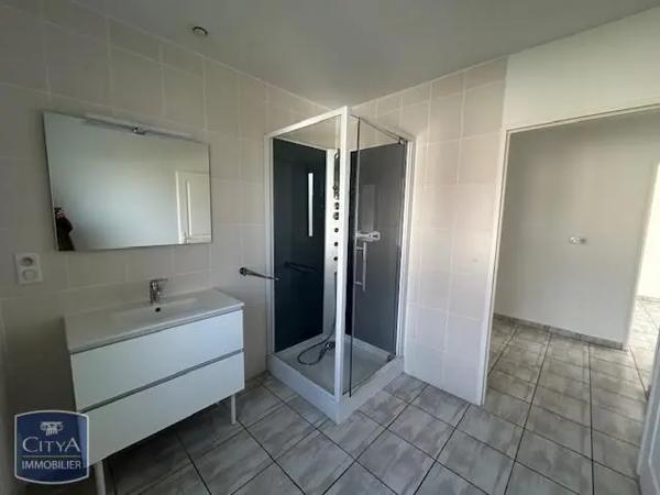 Maison à louer 4 pièces 103.08m² Semussac (17120)