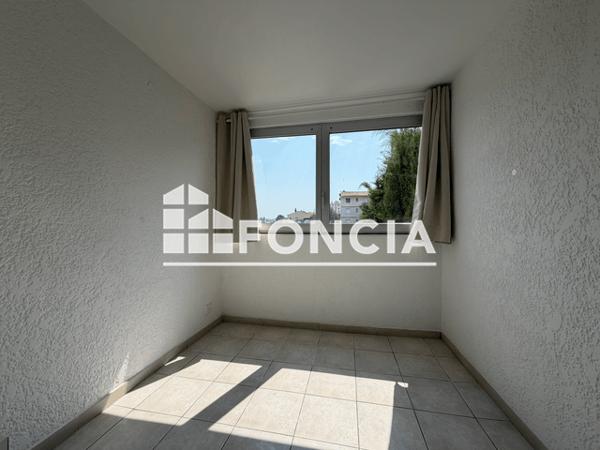Location Studio 24.4 m² - Frejus 83600