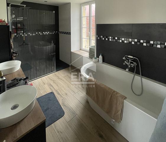 Corps de ferme entre Caen et Falaise