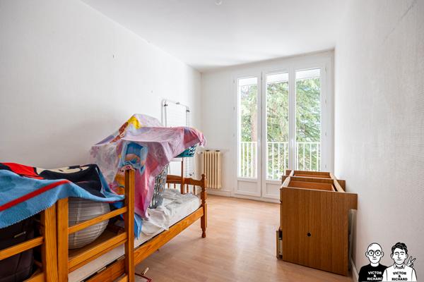 CHALÂTRES - T5 DE 82 M², 4 CHAMBRES, GARAGE ET CAVE - COPROPRIÉTÉ RÉNOVÉE, DPE B , Nantes