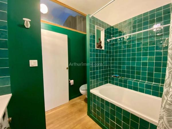 Vente                                                      Appartement
                        
                     2 pièces                      47 m2                     à Vannes