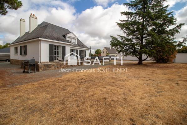 Maison rénovée de 155 m² – 4 chambres – Terrain de 1 600 m²