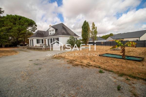 Maison rénovée de 155 m² – 4 chambres – Terrain de 1 600 m²
