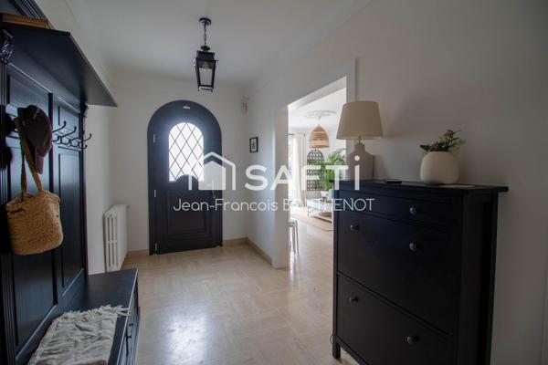 Maison rénovée de 155 m² – 4 chambres – Terrain de 1 600 m²