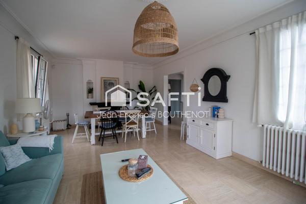 Maison rénovée de 155 m² – 4 chambres – Terrain de 1 600 m²