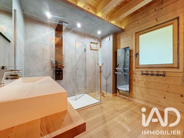 Maison à vendre 6 pièces 188 m² Arâches-la-Frasse