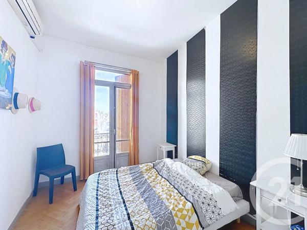 Appartement F5 à vendre  5 pièces - 94,30 m 2   MEZE  - 34