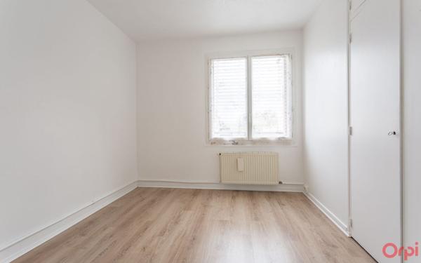 Appartement à louer    4 pièces • 62,81 m2 Sainte-Geneviève-des-Bois