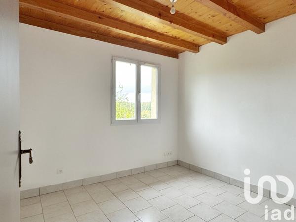 Maison 4 pièces de 94 m² à Fléac (16730)