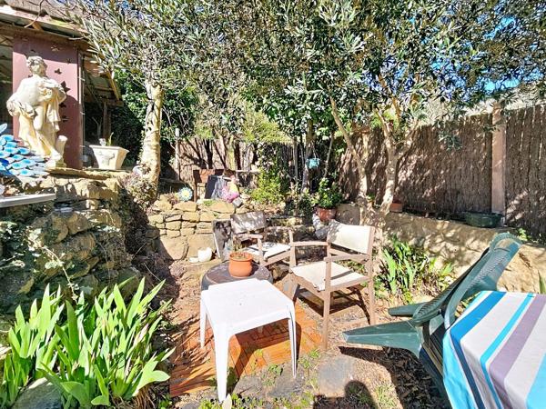 Maison de village avec jardin