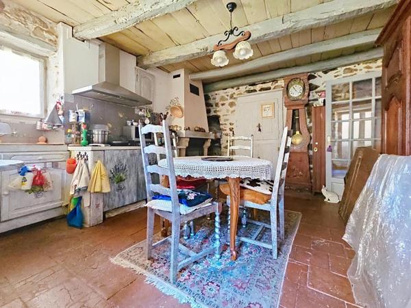 Maison de village avec jardin