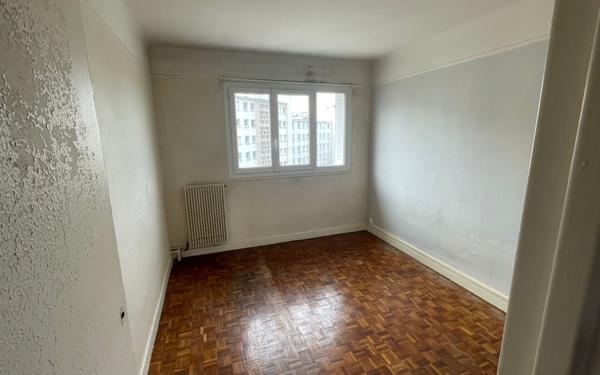 Appartement à vendre    3 pièces • 61,67 m2 Saint-Maur-des-Fossés