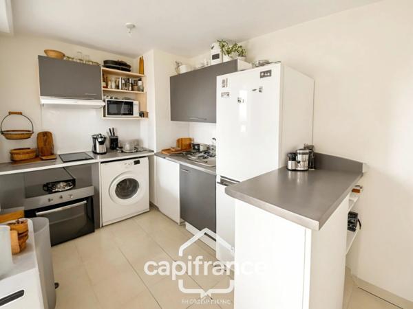 A AVION (62), Appartement type 3, 55 m², 2 chambres, balcon, et 2 places de parking privatif