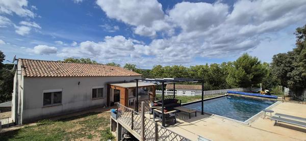 Maison Balaruc Le Vieux 6 pièce(s) 170 m2 avec garage piscine et dépendance