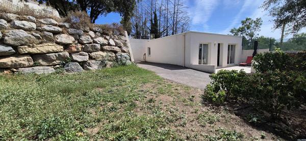 Maison Balaruc Le Vieux 6 pièce(s) 170 m2 avec garage piscine et dépendance