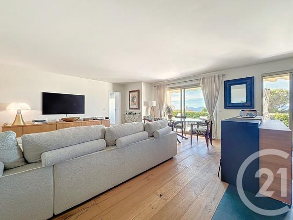 Appartement F4 à vendre  4 pièces - 86 m2 MOUGINS - 06