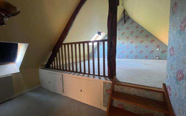 Maison à vendre    5 pièces •  Baromesnil