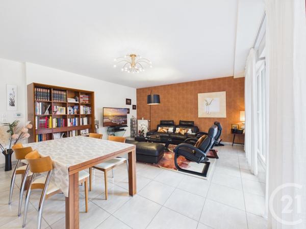 Appartement F4 à vendre  4 pièces - 104 m2 CHARTRES - 28