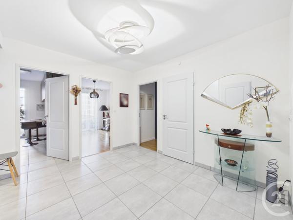 Appartement F4 à vendre  4 pièces - 104 m2 CHARTRES - 28