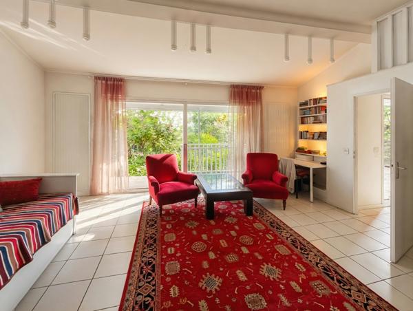 Maison Bruges PLEIN CENTRE  7 pièce(s) 212.39 m2