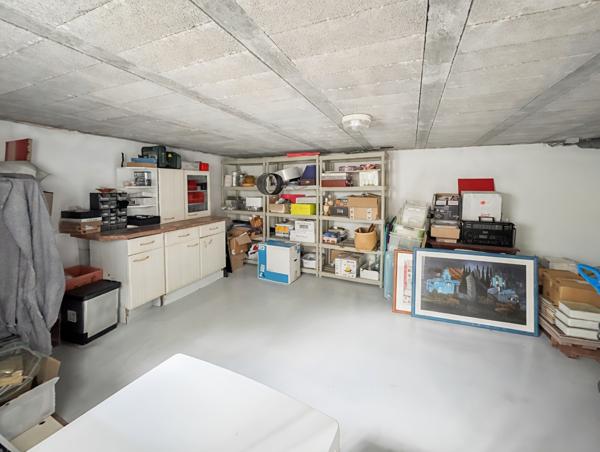 Maison Bruges PLEIN CENTRE  7 pièce(s) 212.39 m2