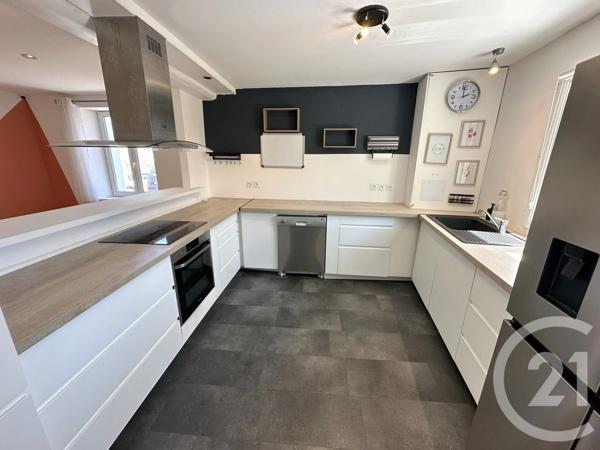Maison à vendre  5 pièces - 88 m 2   BLYES  - 01
