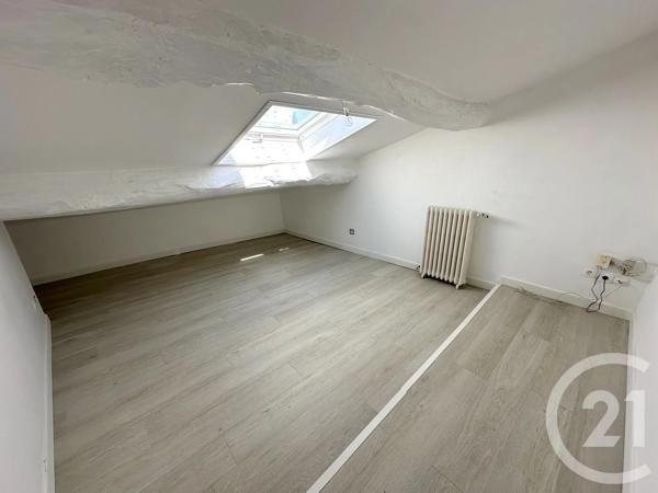 Maison à vendre  5 pièces - 88 m 2   BLYES  - 01