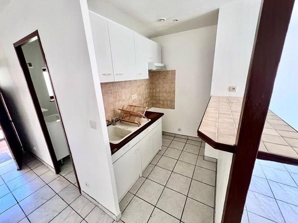 Appartement Corbeil Essonnes 1 pièce(s) 29.25 m2
