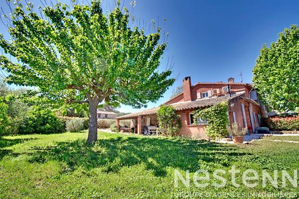A VENDRE  - Propriété de caractère - Vidauban 14 pièces 350 m2