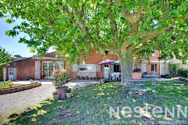 A VENDRE  - Propriété de caractère - Vidauban 14 pièces 350 m2